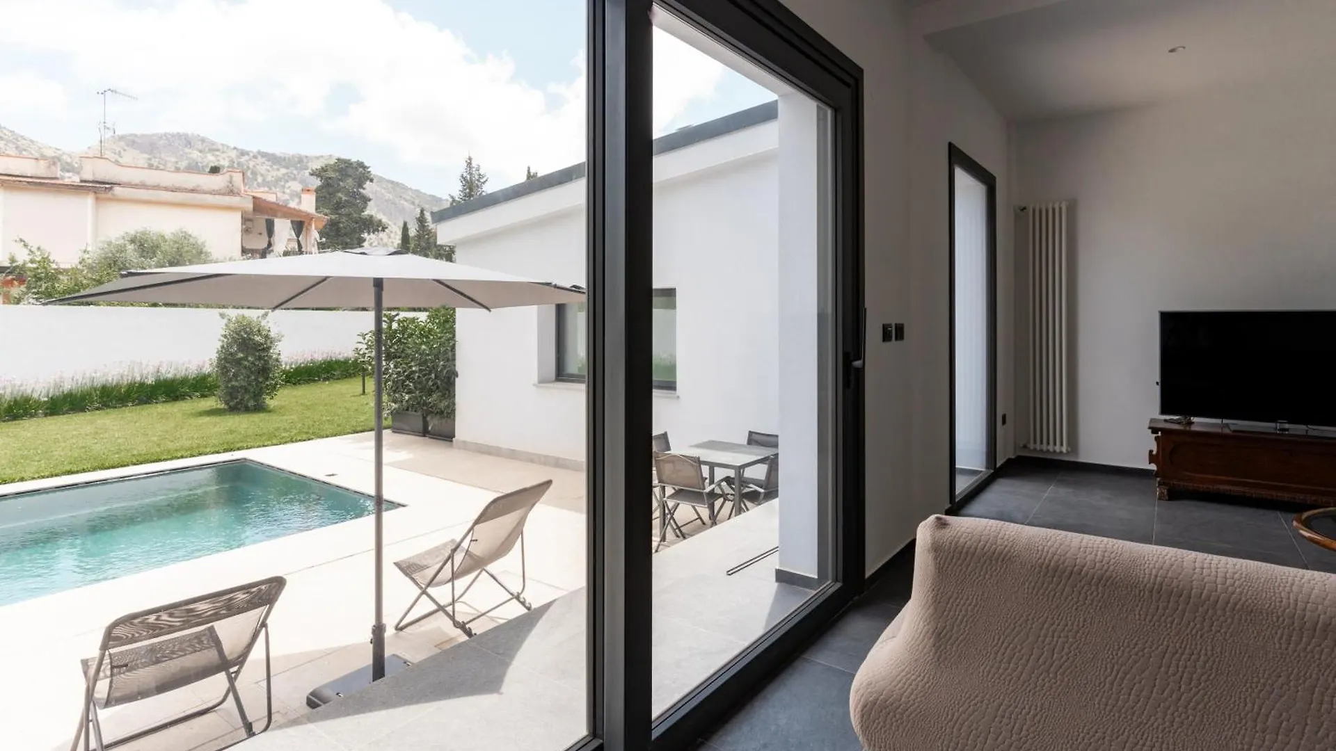 Villa Tina Mondello Italy